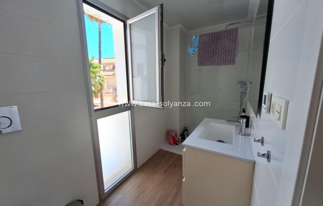 Herverkoop - Villa - Torrevieja - Los Frutales