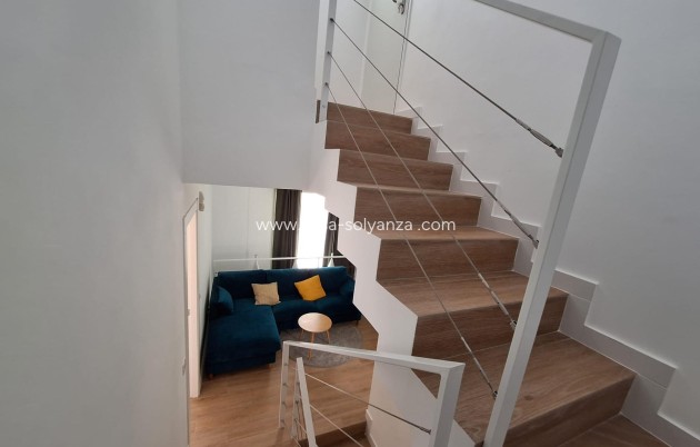 Herverkoop - Villa - Torrevieja - Los Frutales