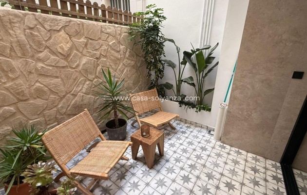 Herverkoop - Appartement / flat - Torrevieja - Estacion Autobuses
