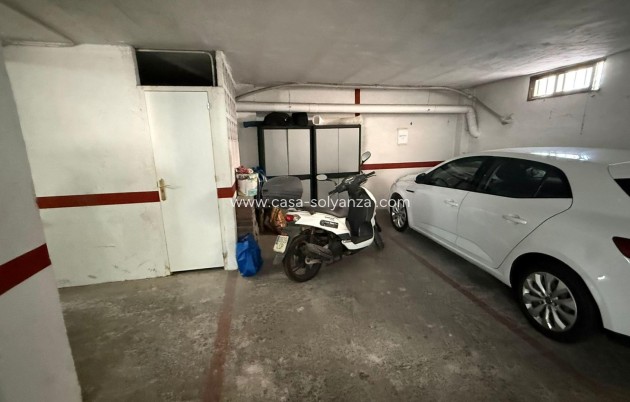 Herverkoop - Appartement / flat - Torrevieja - Estacion Autobuses