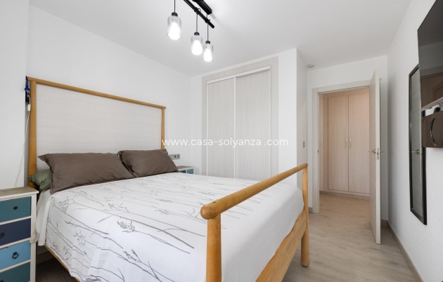 Herverkoop - Herenhuis - Torrevieja - Aguas nuevas