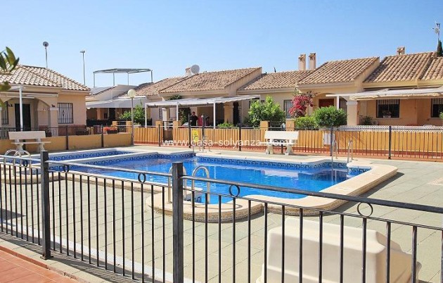 Herverkoop - Bungalow - Guardamar del Segura - 03140