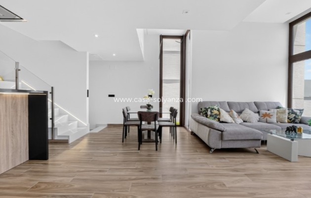 Resale - Villa - Torrevieja - Costa Blanca