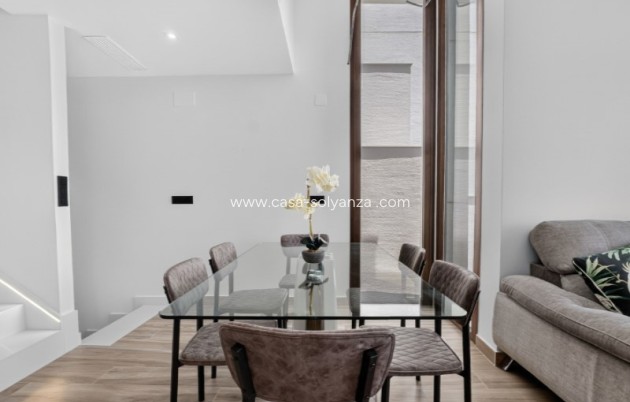 Resale - Villa - Torrevieja - Costa Blanca