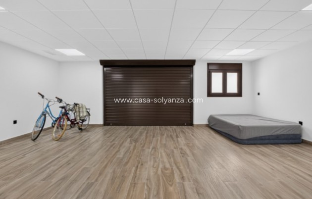 Resale - Villa - Torrevieja - Costa Blanca