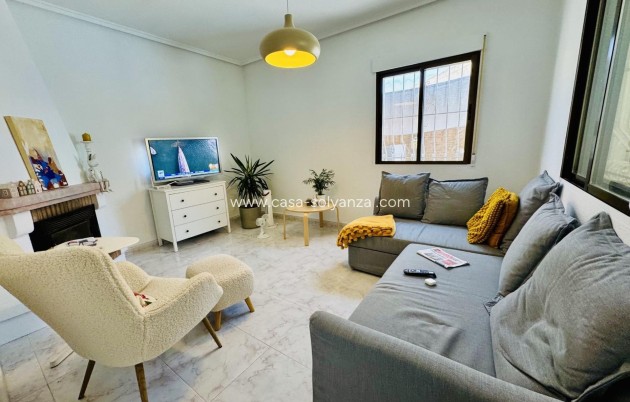 Herverkoop - Villa - Torrevieja - La Siesta