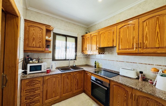 Herverkoop - Villa - Torrevieja - La Siesta