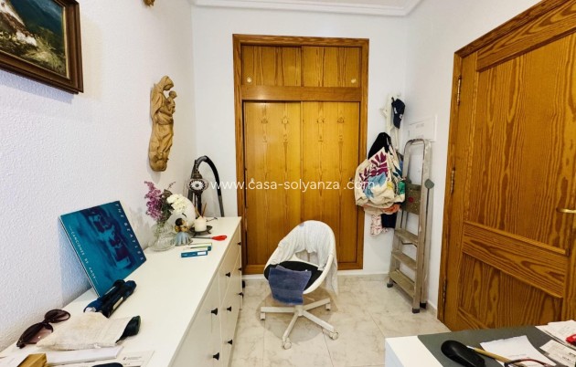 Herverkoop - Villa - Torrevieja - La Siesta