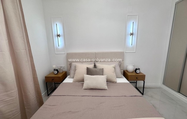 Herverkoop - Appartement / flat - Torrevieja - Estacion Autobuses