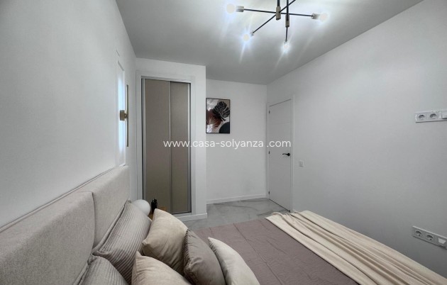 Herverkoop - Appartement / flat - Torrevieja - Estacion Autobuses
