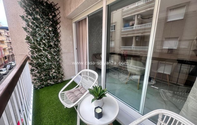 Herverkoop - Appartement / flat - Torrevieja - Estacion Autobuses