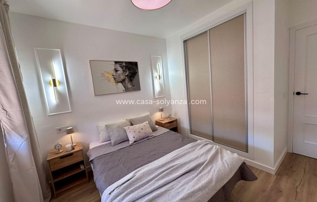 Herverkoop - Appartement / flat - Torrevieja - Habaneras