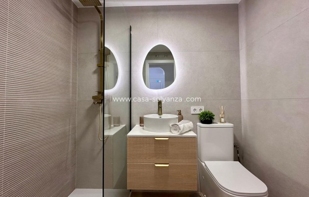 Herverkoop - Appartement / flat - Torrevieja - Habaneras