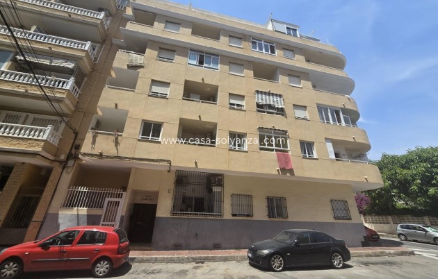 Herverkoop - Appartement / flat - Torrevieja - Playa de los Locos