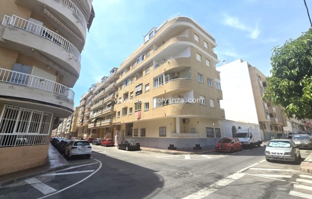 Herverkoop - Appartement / flat - Torrevieja - Playa de los Locos