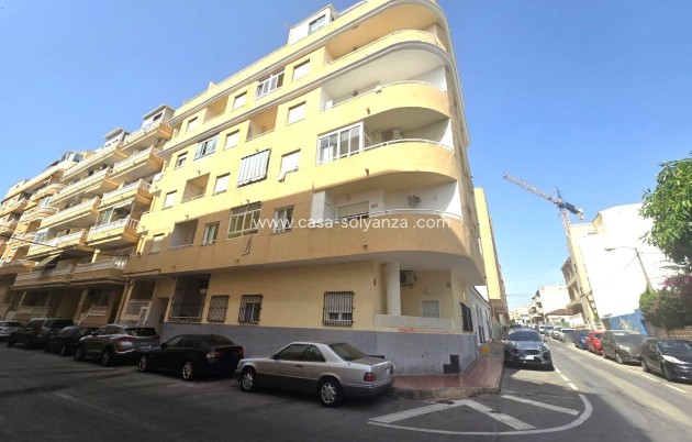 Herverkoop - Appartement / flat - Torrevieja - Playa de los Locos