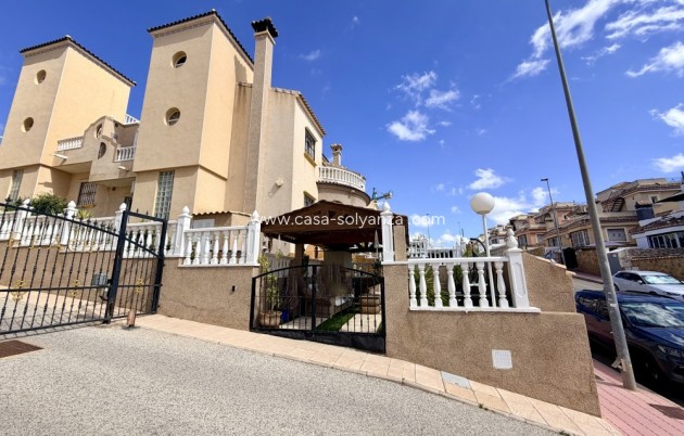 Herverkoop - terraced_house - Orihuela - Villamartin