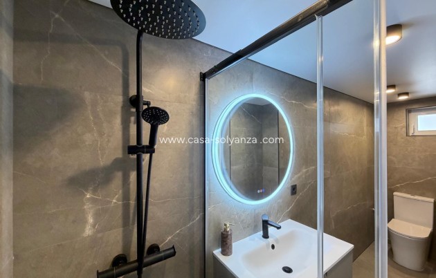Herverkoop - Appartement / flat - Torrevieja - Punta Prima