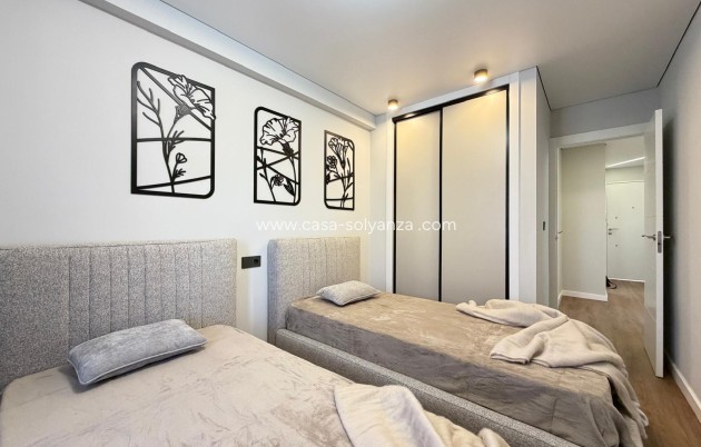 Herverkoop - Appartement / flat - Torrevieja - Punta Prima