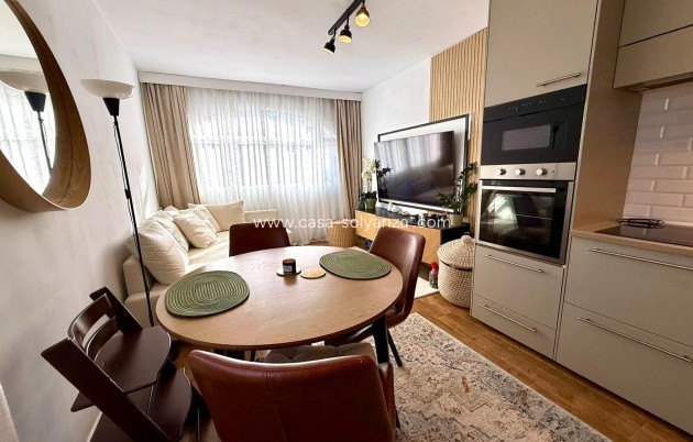 Herverkoop - Appartement / flat - Torrevieja - Calas Blanca
