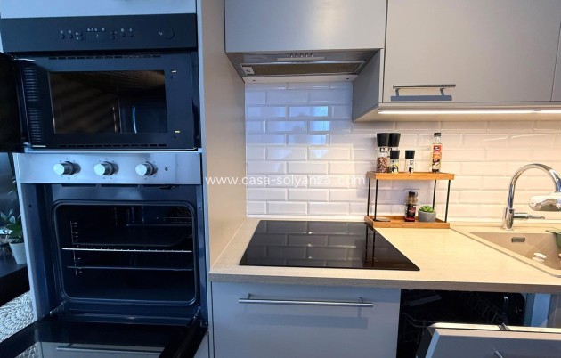 Herverkoop - Appartement / flat - Torrevieja - Calas Blanca