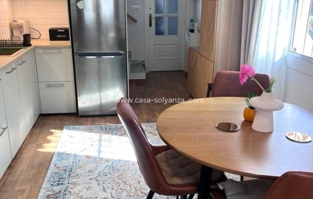 Herverkoop - Appartement / flat - Torrevieja - Calas Blanca