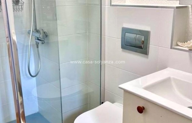 Herverkoop - Appartement / flat - Torrevieja - Calas Blanca