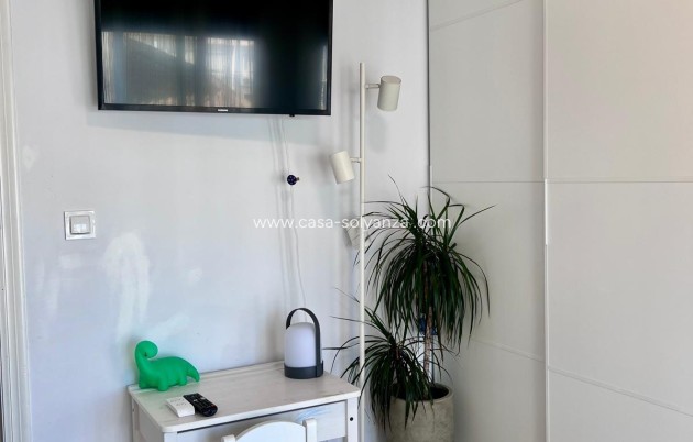 Herverkoop - Appartement / flat - Torrevieja - Calas Blanca