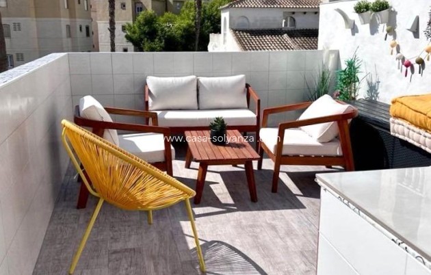 Herverkoop - Appartement / flat - Torrevieja - Calas Blanca