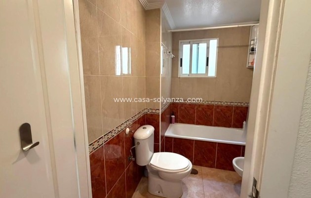 Herverkoop - Appartement / flat - Torrevieja - PARQUE DE LAS NACIONES