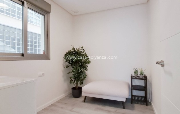 Herverkoop - Appartement / flat - Orihuela Costa - Los Dolses