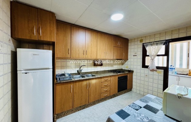 Herverkoop - Appartement / flat - Formentera de Segura - Pueblo