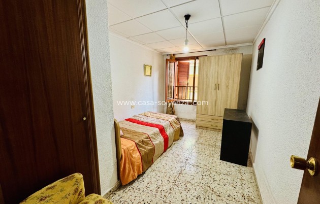 Herverkoop - Appartement / flat - Formentera de Segura - Pueblo