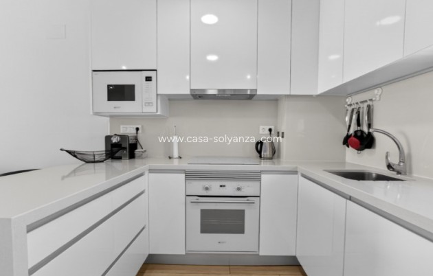 Resale - Apartment / flat - Torrevieja - Costa Blanca