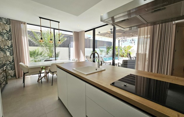 Wiederverkauf - Villa - Torrevieja - Los Balcones