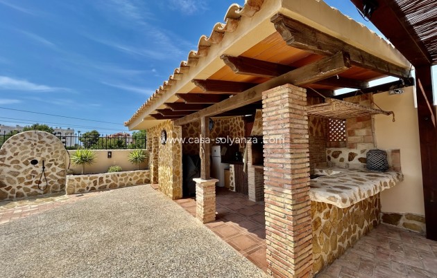 Herverkoop - Villa - La Zenia - Costa Blanca