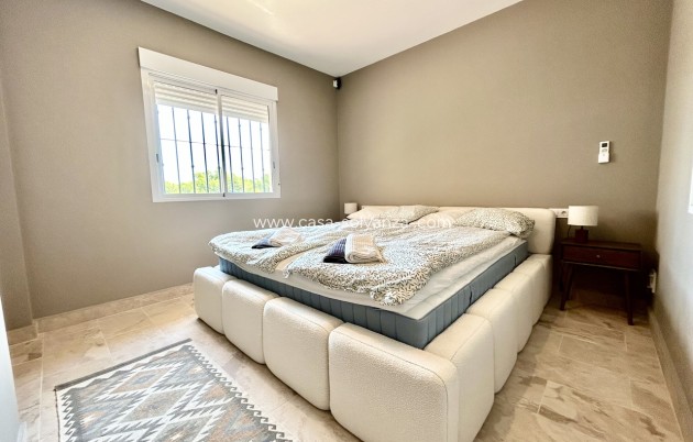 Herverkoop - Villa - La Zenia - Costa Blanca