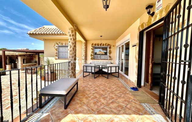 Herverkoop - Villa - La Zenia - Costa Blanca