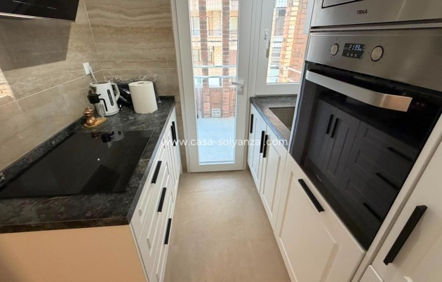 Herverkoop - Appartement / flat - Torrevieja - Playa del Cura