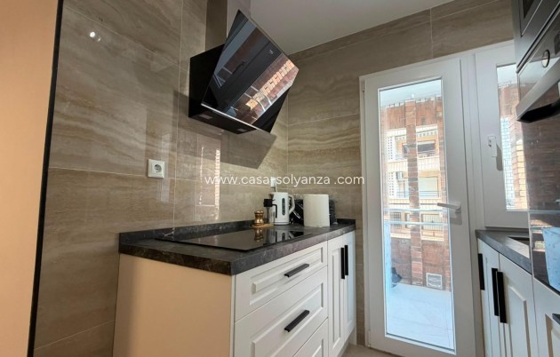 Herverkoop - Appartement / flat - Torrevieja - Playa del Cura