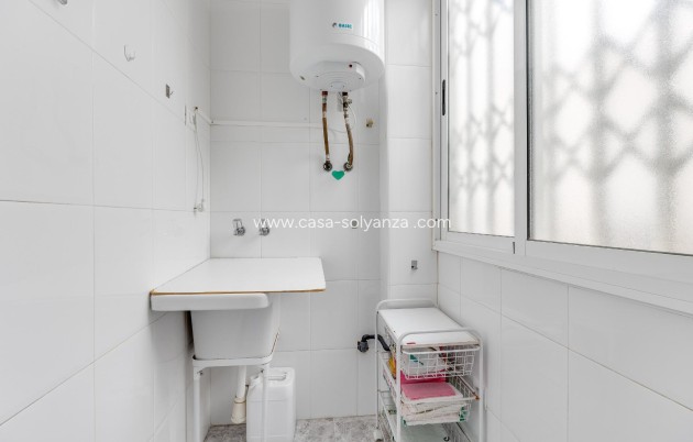 Herverkoop - Appartement / flat - Torrevieja - Paseo Maritimo