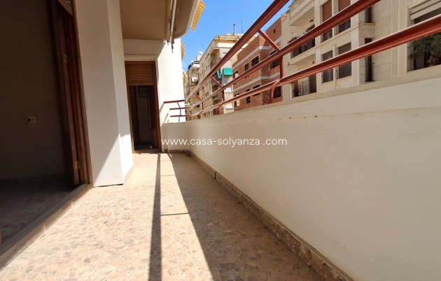 Herverkoop - Appartement / flat - Orihuela - Zona Centro