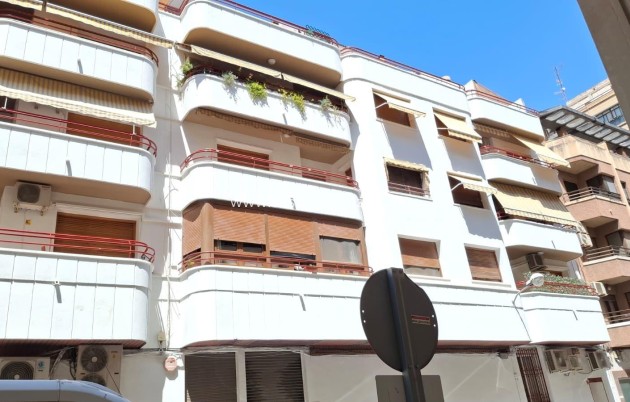 Herverkoop - Appartement / flat - Orihuela - Zona Centro