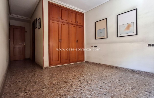 Herverkoop - Appartement / flat - Orihuela - Zona Centro