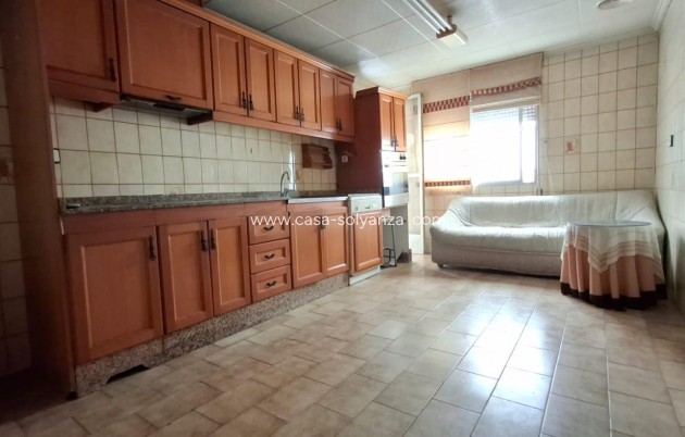 Herverkoop - Appartement / flat - Orihuela - Zona Centro