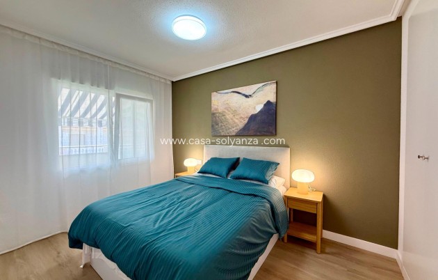 Herverkoop - Appartement / flat - Torrevieja - Habaneras