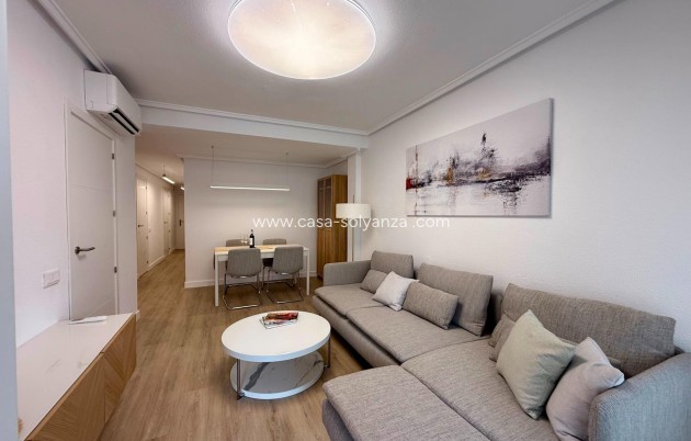 Herverkoop - Appartement / flat - Torrevieja - Habaneras