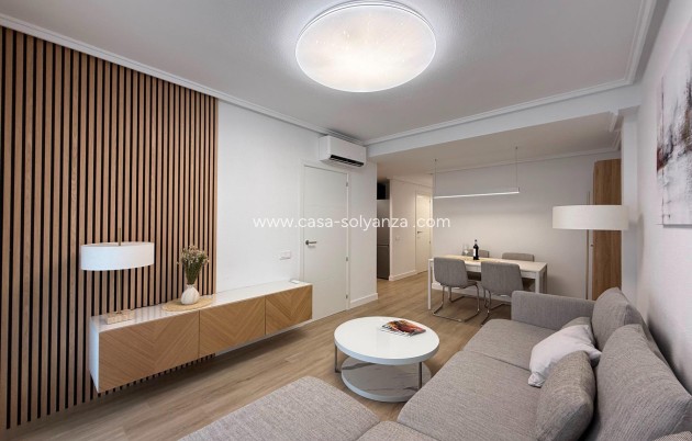 Herverkoop - Appartement / flat - Torrevieja - Habaneras