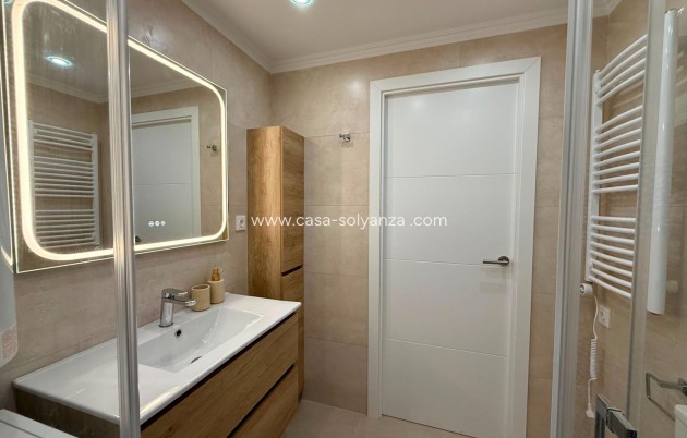 Herverkoop - Appartement / flat - Torrevieja - Habaneras