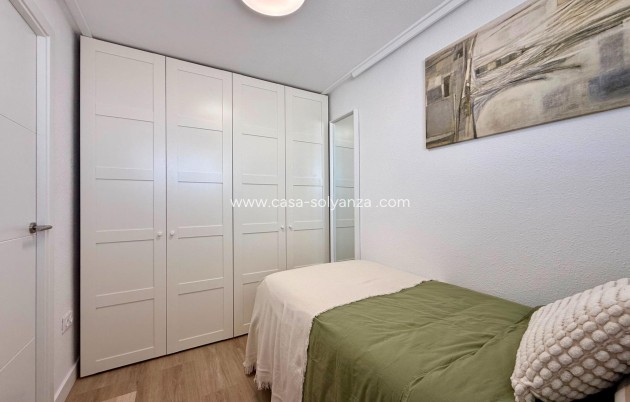 Herverkoop - Appartement / flat - Torrevieja - Habaneras